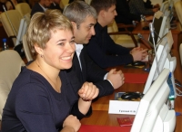 26 декабря 2016 года на ХХ заседании городской Думы Екатерине Грицай торжественно вручено удостоверение депутата. 