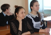 Депутаты Магаданской городской Думы провели для учащихся 30 гимназии классный час, посвященный Дню местного самоуправления.