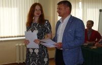 Сергей Смирнов вручил награды и подарки студентам педагогического факультета СВГУ.