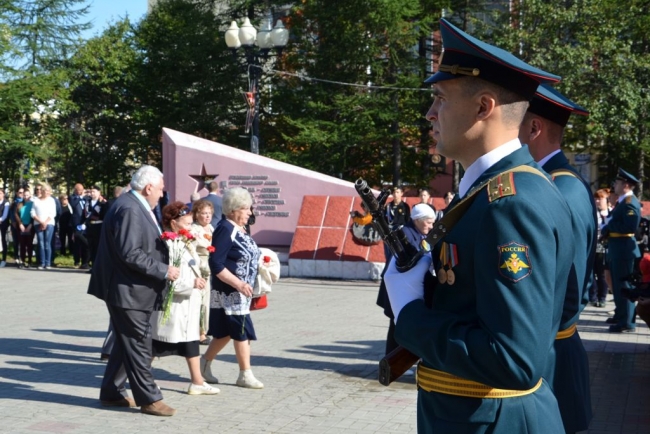 2 сентября 2017 года председатель Магаданской городской Думы Сергей Смирнов принял участие в торжественных мероприятиях, посвященных 72 годовщине со дня окончания Второй мировой войны.