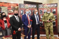 Депутаты оказали содействие в реконструкции нового зала магаданской Галереи Боевой Славы